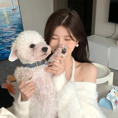 9顶假发的女孩
